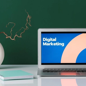 بهترین لپ تاپ برای دیجیتال مارکترها و سئوکار ها